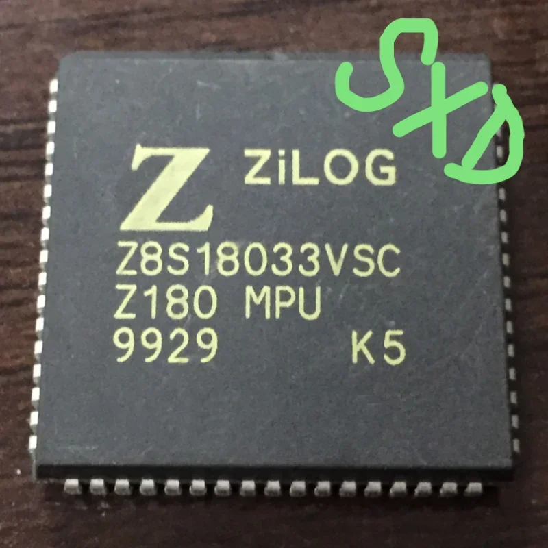 1PCS  IC PLCC-68 Z8S18033VSC Z8S18033 Z180 MPU Z180MPU