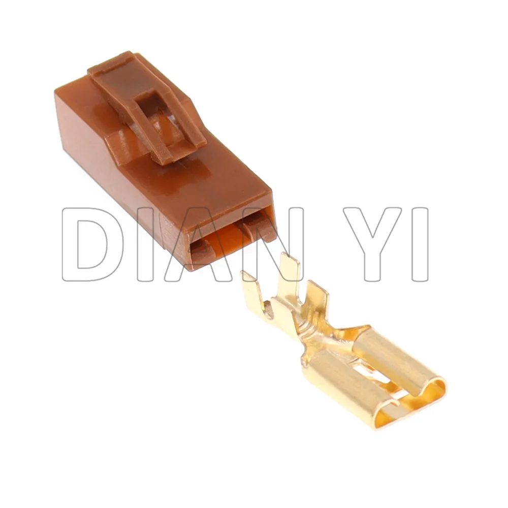 1 Set 1 Way 927415-2 357915971A 9.5 Series Automobile Fuse Box Socket AC Assembly with Terminal For BYD