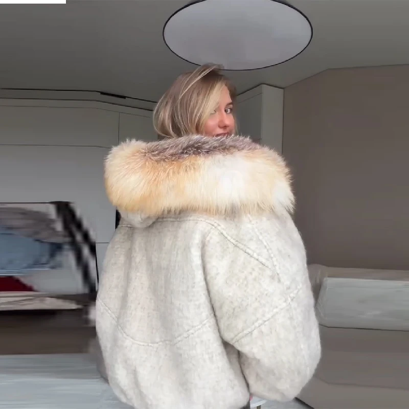 معطف نسائي شتوي كبير الحجم بياقة واسعة من الفرو الصناعي مع قلنسوة سترة فضفاضة واحدة الصدر ملابس خارجية 2025 معاطف نسائية دافئة عصرية جديدة #2