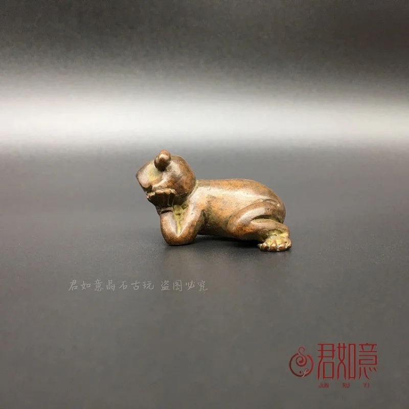 

Solid Copper Frog Figurine Lying Down Thinking Little Frog Tea Pet Handheld Piece Frog Prince Tea Pet Copperware