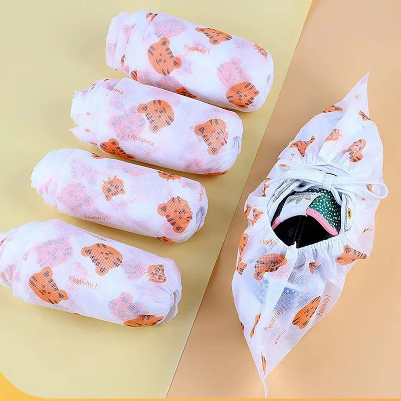 50 قطعة من أغطية الأحذية الكرتونية السميكة للاستعمال مرة واحدة، غطاء للقدم مضاد للانزلاق ومضاد للانزلاق، أغطية قدم قابلة للتنفس للأحذية