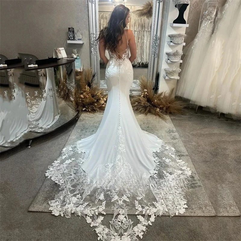 Luxury V-neck Mermaid Wedding Dress Spaghetti Straps Open Back Lace Bridal Gown Sweep Train Long Vestidos De Novia