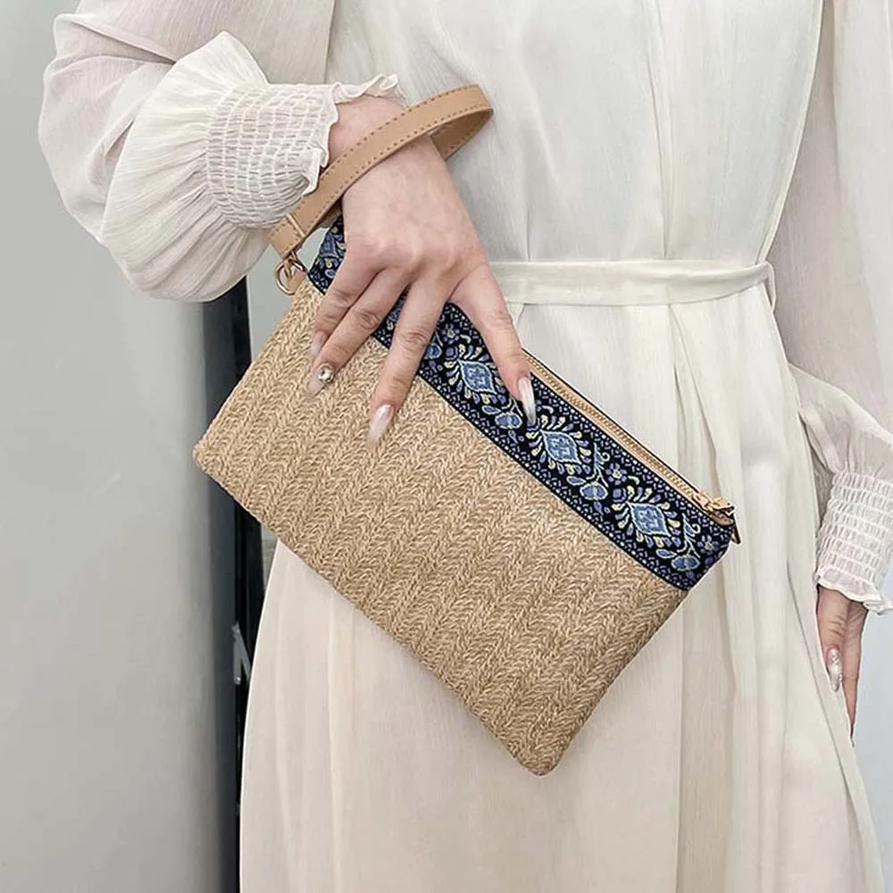 

Versatile Straw Weaving Wallet Embroidered Patterns Large Capacity Ethnic Style Woven Handbag Polyester Multi-function
