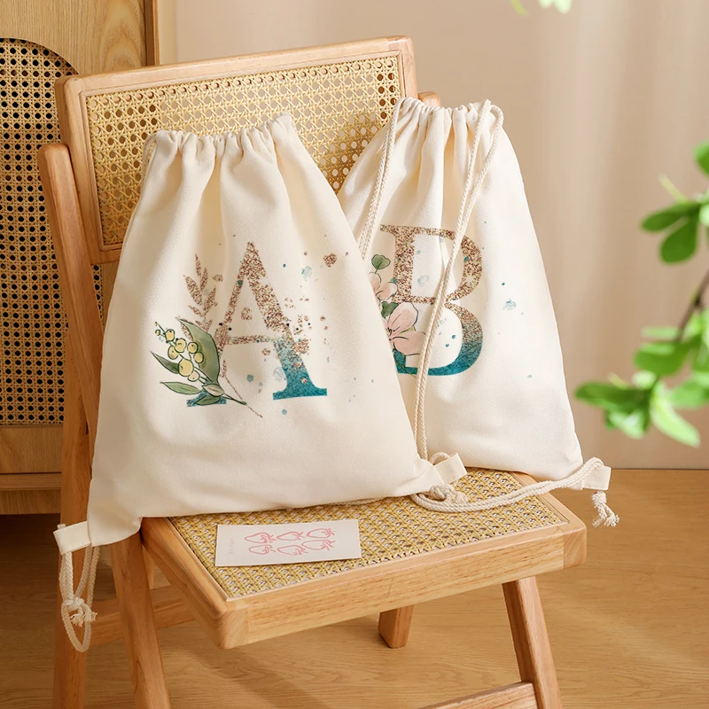 

Новый стиль 2026, мужская и женская сумка для фитнеса большой емкости с цветочной буквой A-Z на шнурке для любителей фитнеса