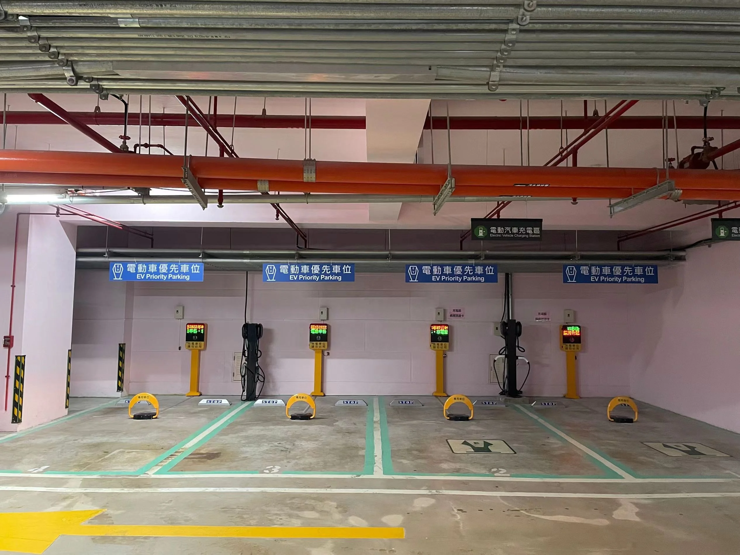EV Charging Station Cloud Parking Management Systems and Hogging Solution Electric Vehicle Parking Only Space Protection