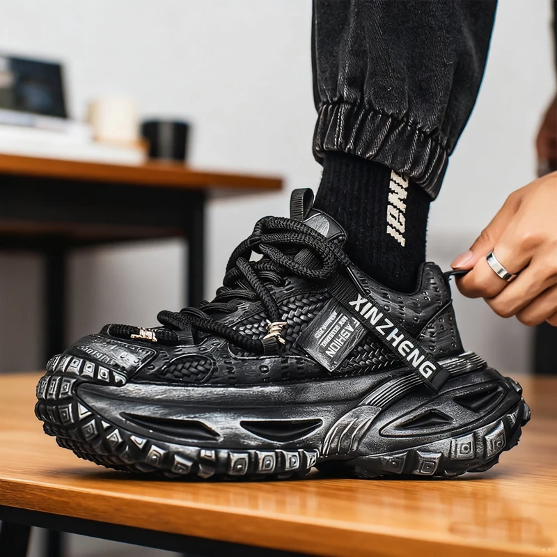 Men's Chunky sneakers casual lightweight four season breathable soft-sole outdoor racing running shoes student speed sports shoe
