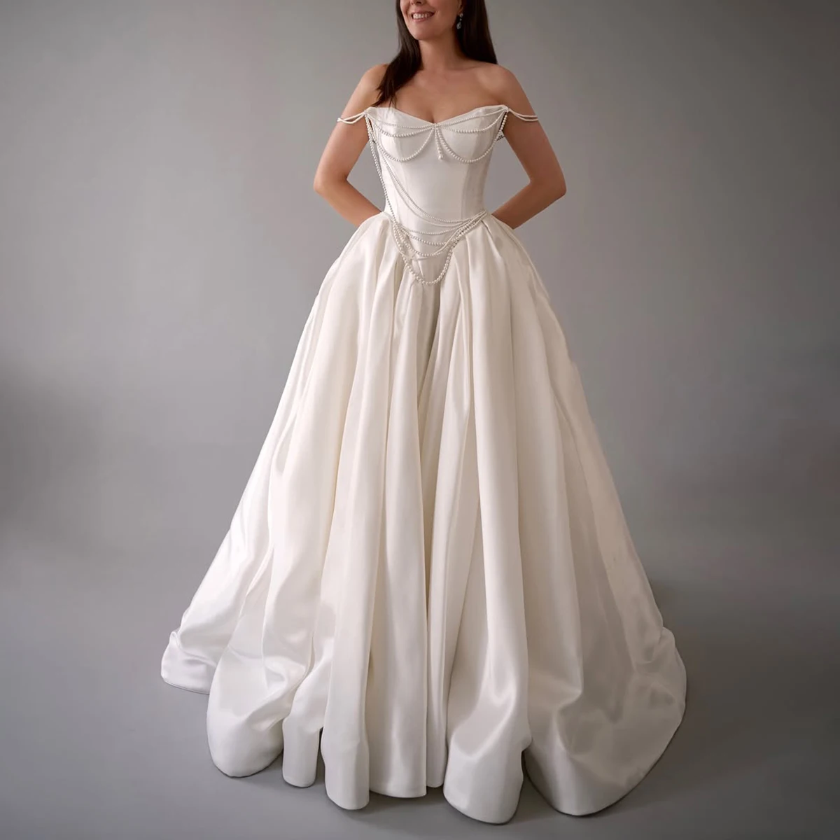 

Elegant Off Shoulder Pearl Wedding Dresses For Bride Strapless Ball Gown Long Vestidos Novia A Line Satin Bridal Gown For Women