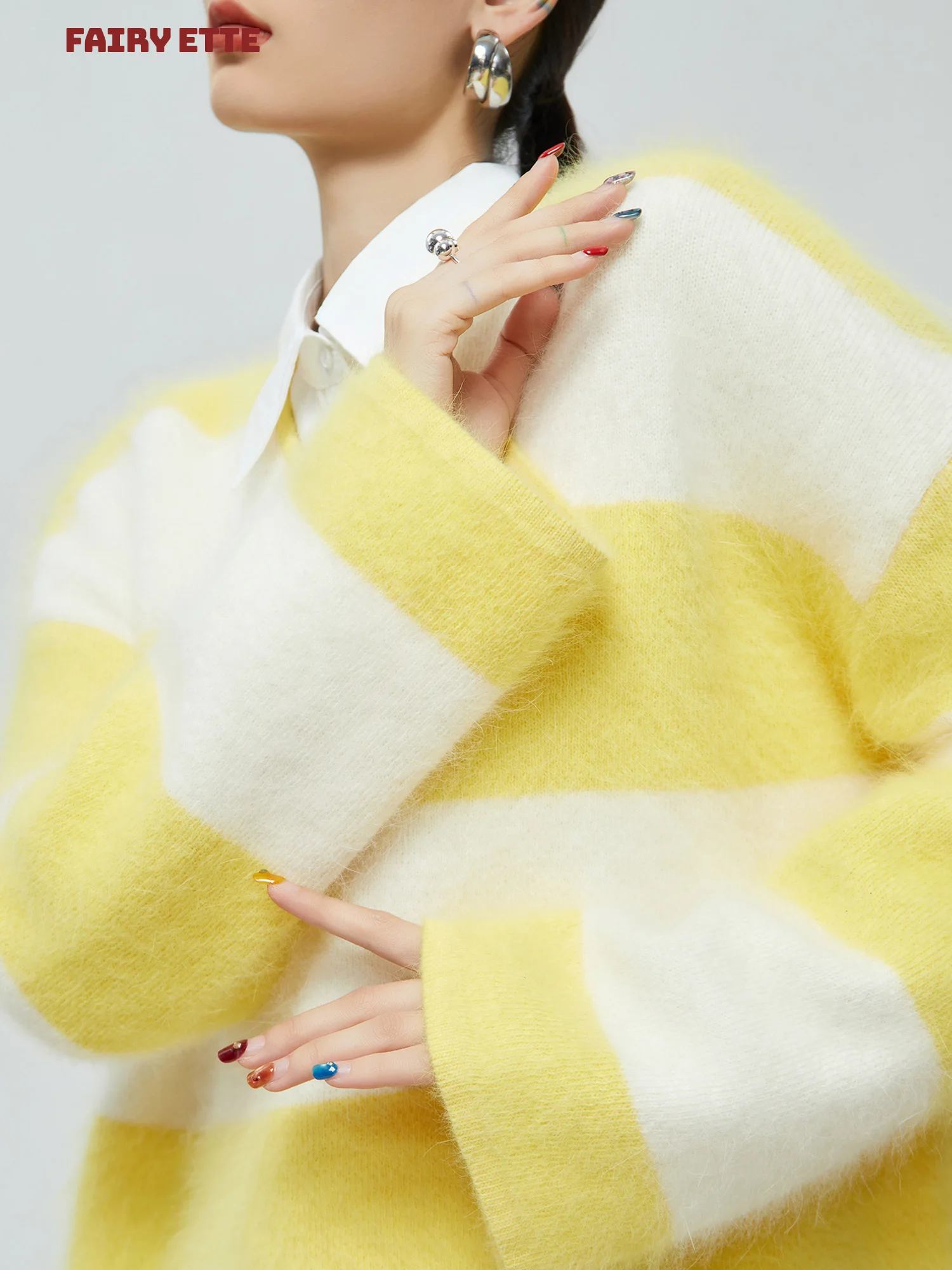 

Женский мягкий вязаный свитер с V-образным вырезом в желтую полоску, с длинными рукавами, в корейском стиле, модный, осенне-зимний