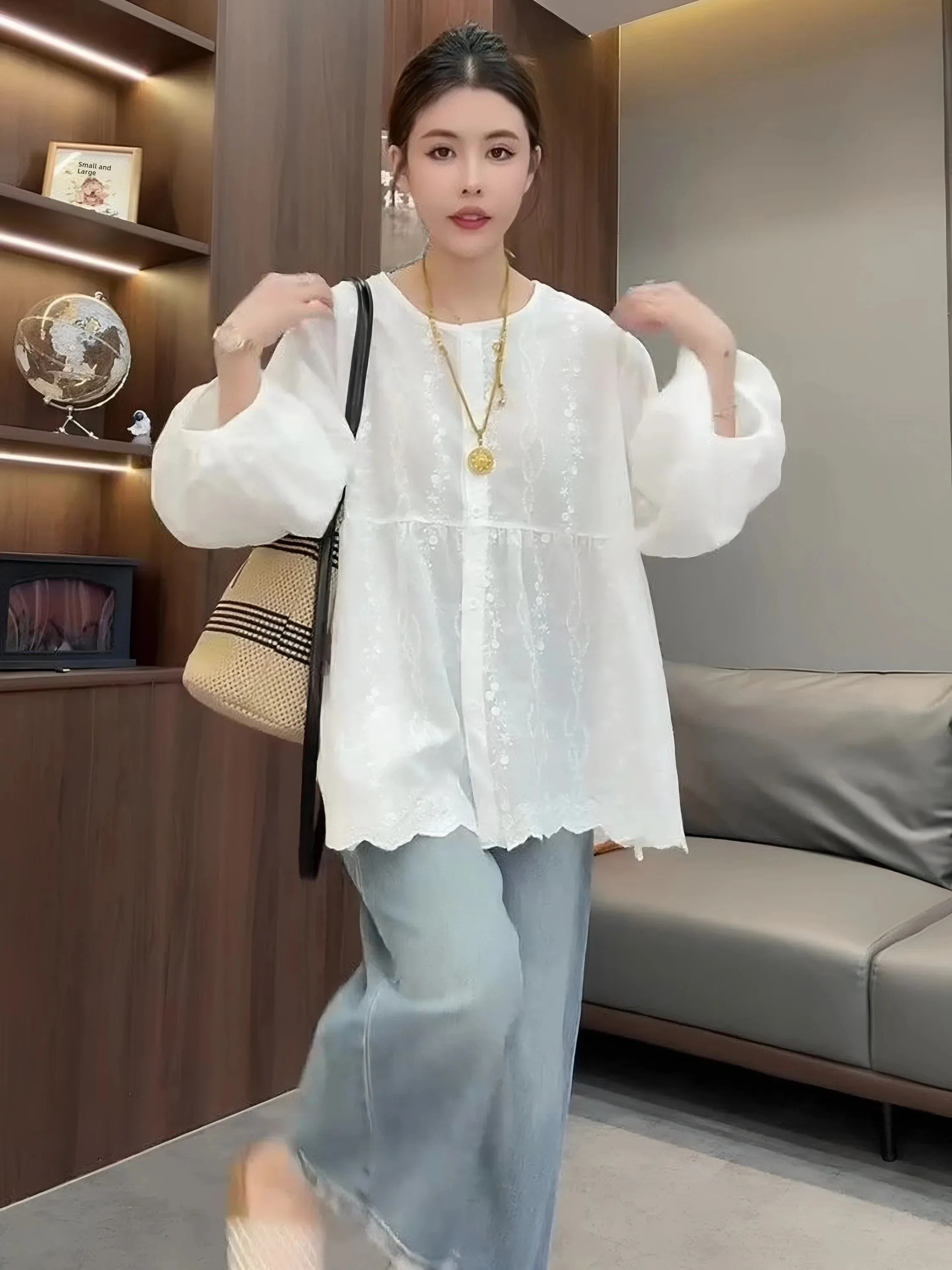 

plus Size Women's Summer Thin Loose Lantern Sleeve Embroidered Top Breathable Casual Fashion round Neck Shirt for Older Women