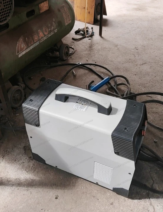 

5700W IGBT Inverter Welder, Dual-Voltage Home & Industrial Use, Stainless Steel Welding Machine High Power 220V