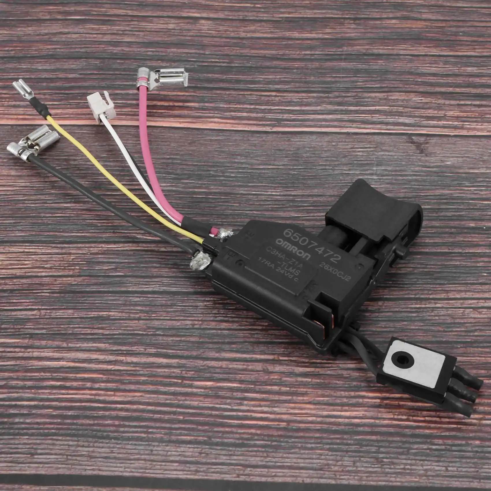 

Y17A Switch for Makita 650731-7 6506379 DDF456Z BHP446Z BDF456Z BDF456RFE BDF446Z DDF456 DDF446 BHP456 BDF456 BDF446 DHP456