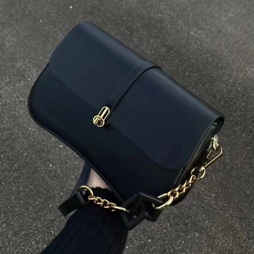 

Ele Women's Leather oulder Bag Faionable Chain Strap Breadsti Bag Spring 2025 New Sle Casual Single Crossbody Bag