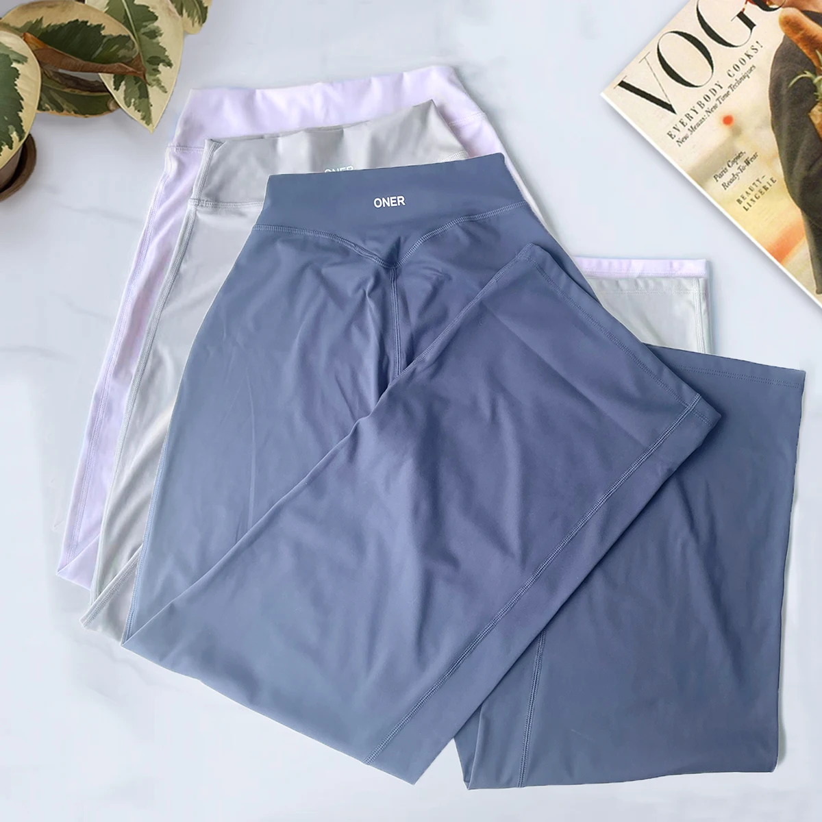 Рисунок 6 - Oner Active расклешенные леггинсы