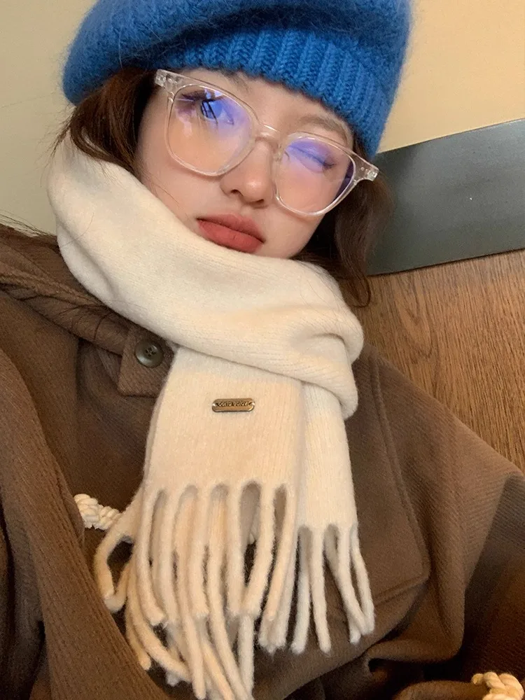 

Soft And Chewy Woolen Knitted Scarf For Girls High-End Winter Sense New 2025 Warm And Versatile Neck Warmer