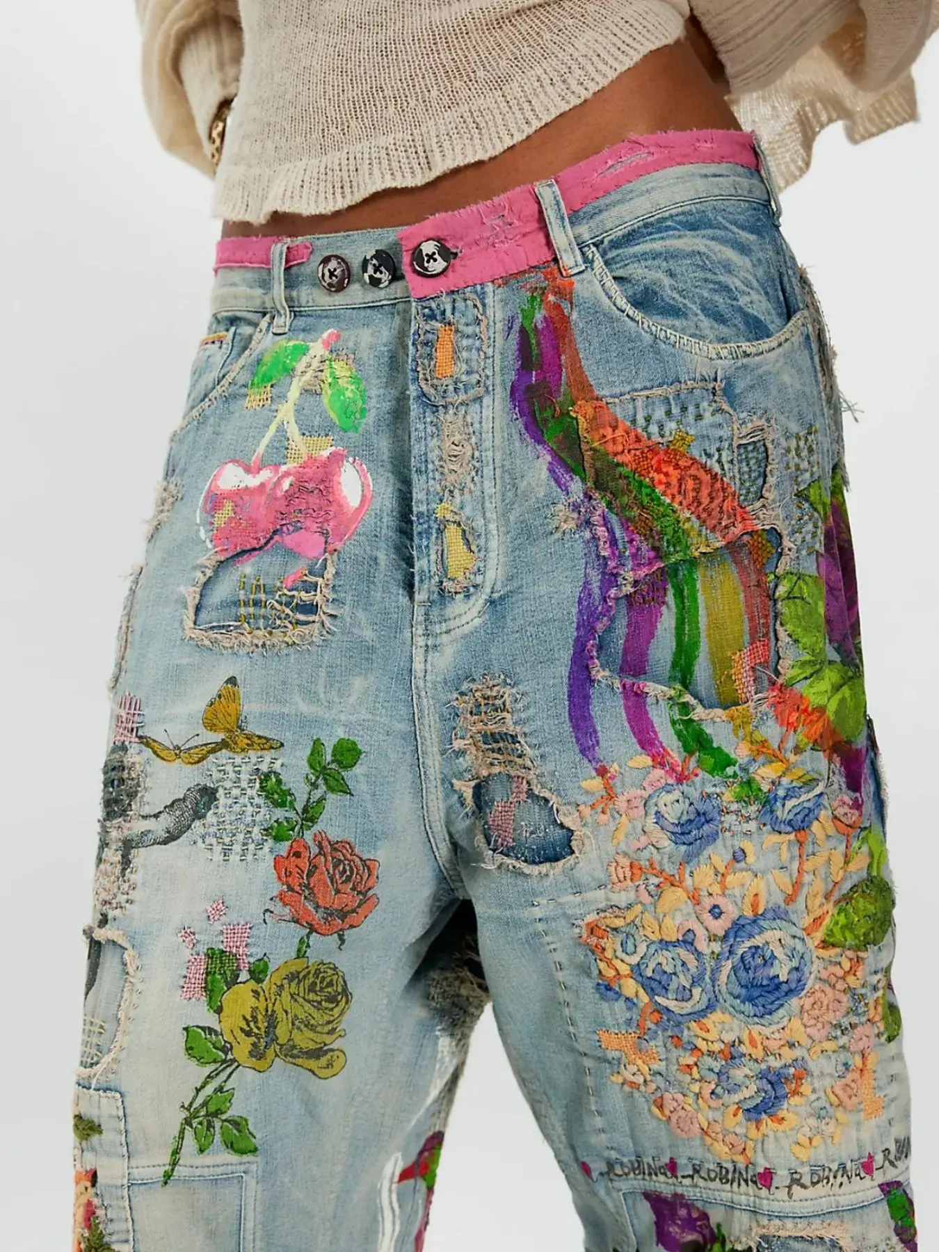 Specially designed for retro distressed jeans, heavy-duty floral graffiti embroidery hot stamping wide leg fringed cropped pants