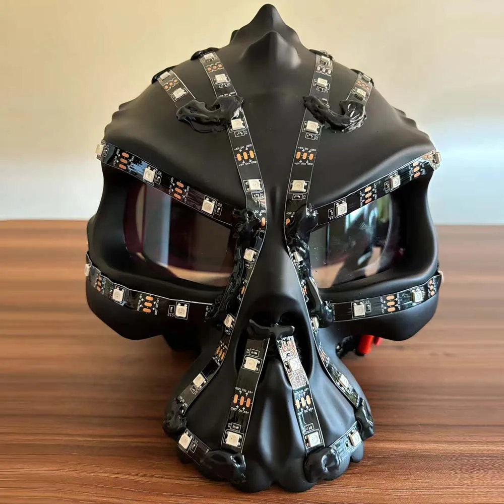 

Полноцветный светодиодный светящийся шлем 2026 для диджеев, вечеринок, косплея, дискотек, клубных выступлений, сценический реквизит