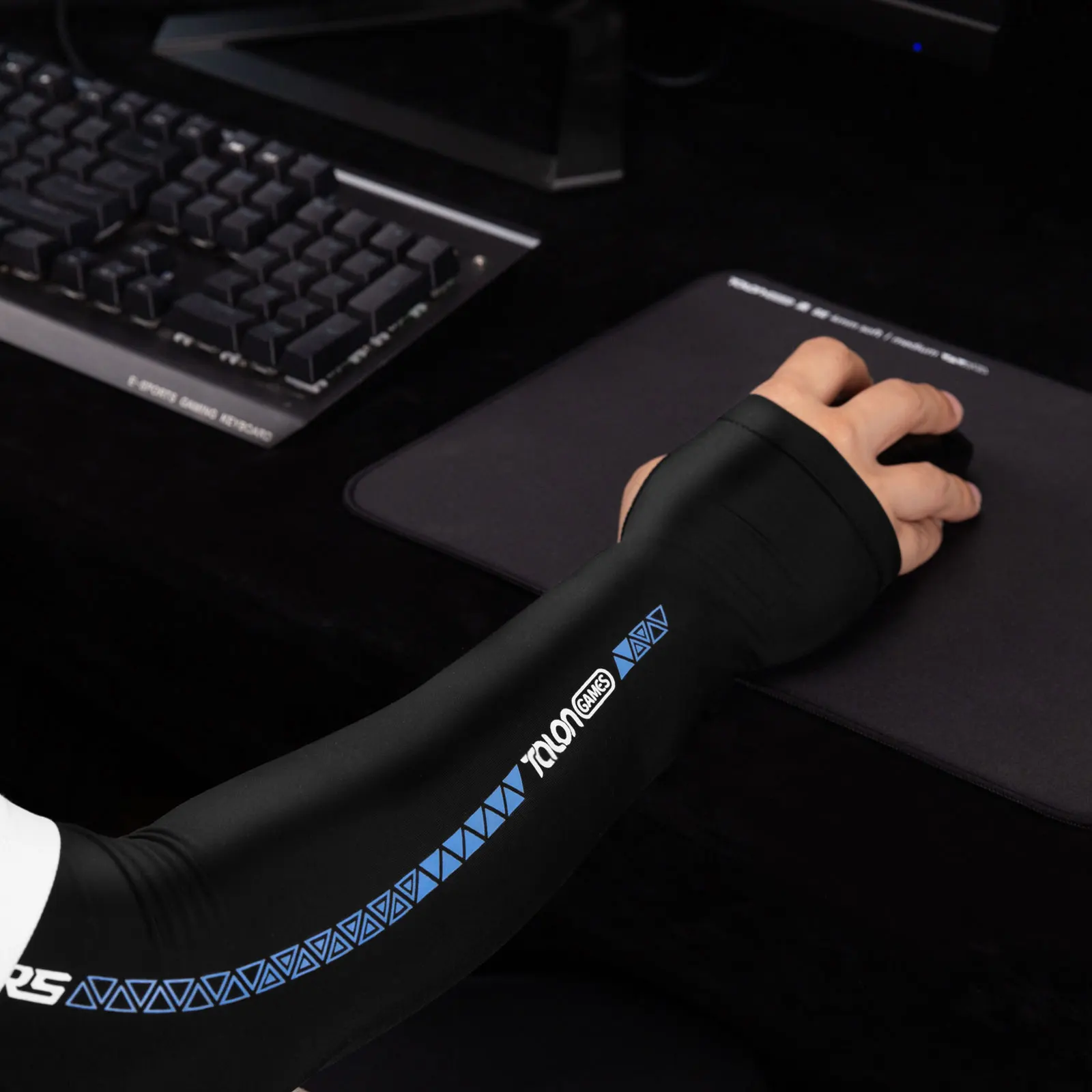 TALONGAMES eSports ARM Sleeve,Reduce Friction on Mouse pad,Absorbs Sweat,Quick Drying,Cooling Sleeves with Thumbholes