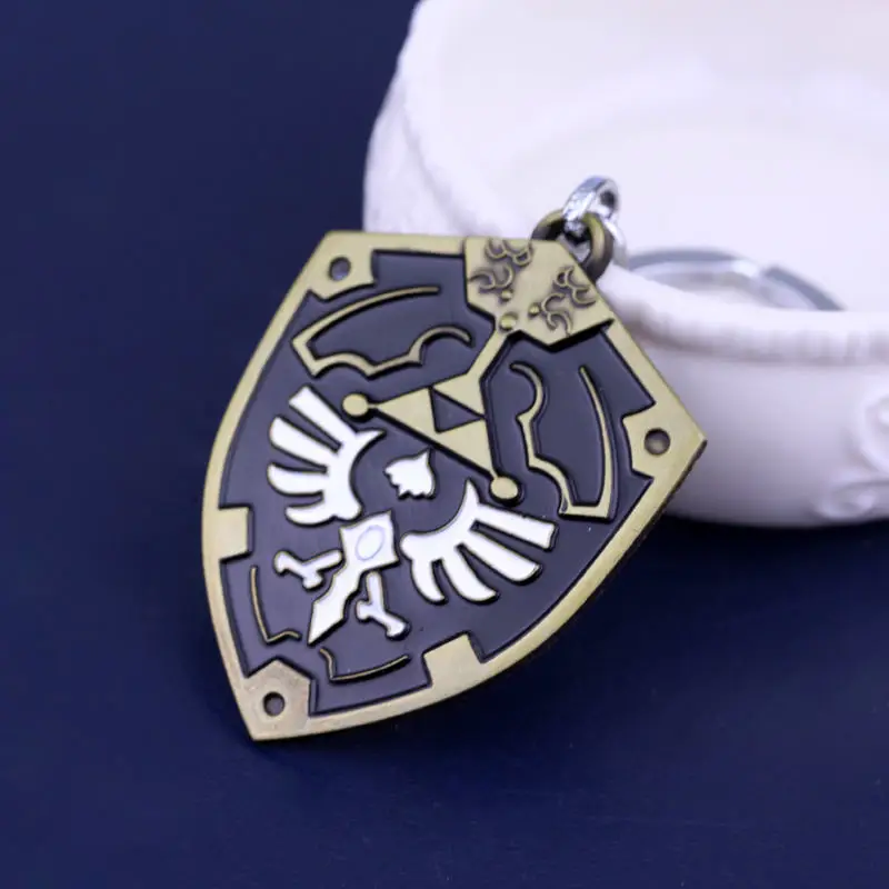 Zeldas Hylian Shield Keychain Breath of The Wild Sheikah Eye Majora\'s Mask Sword Triforce Symbol Pendant Keychains Men Jewelry