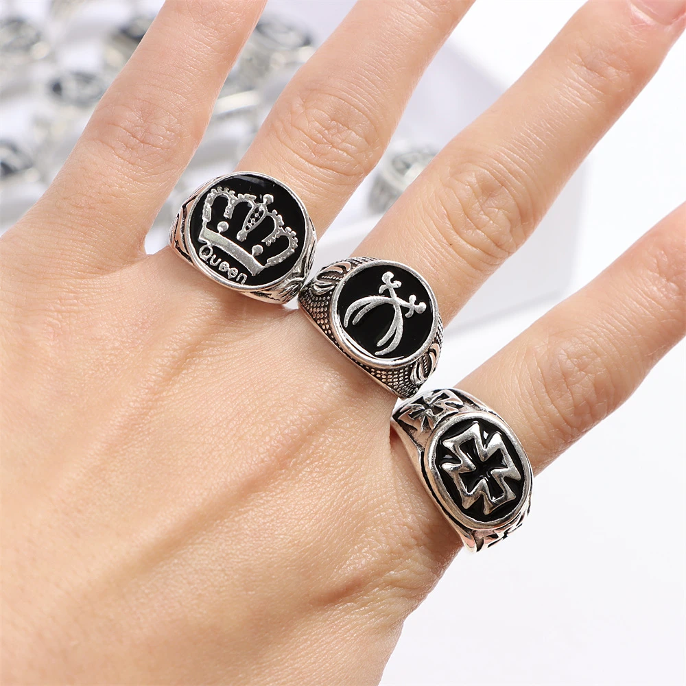 10Pcs/Lot Vintage Retro Punk Black Square Rings For Men Women Ancient Unique Skull Skeleton Party Jewelry Party Gifts Mix Styles