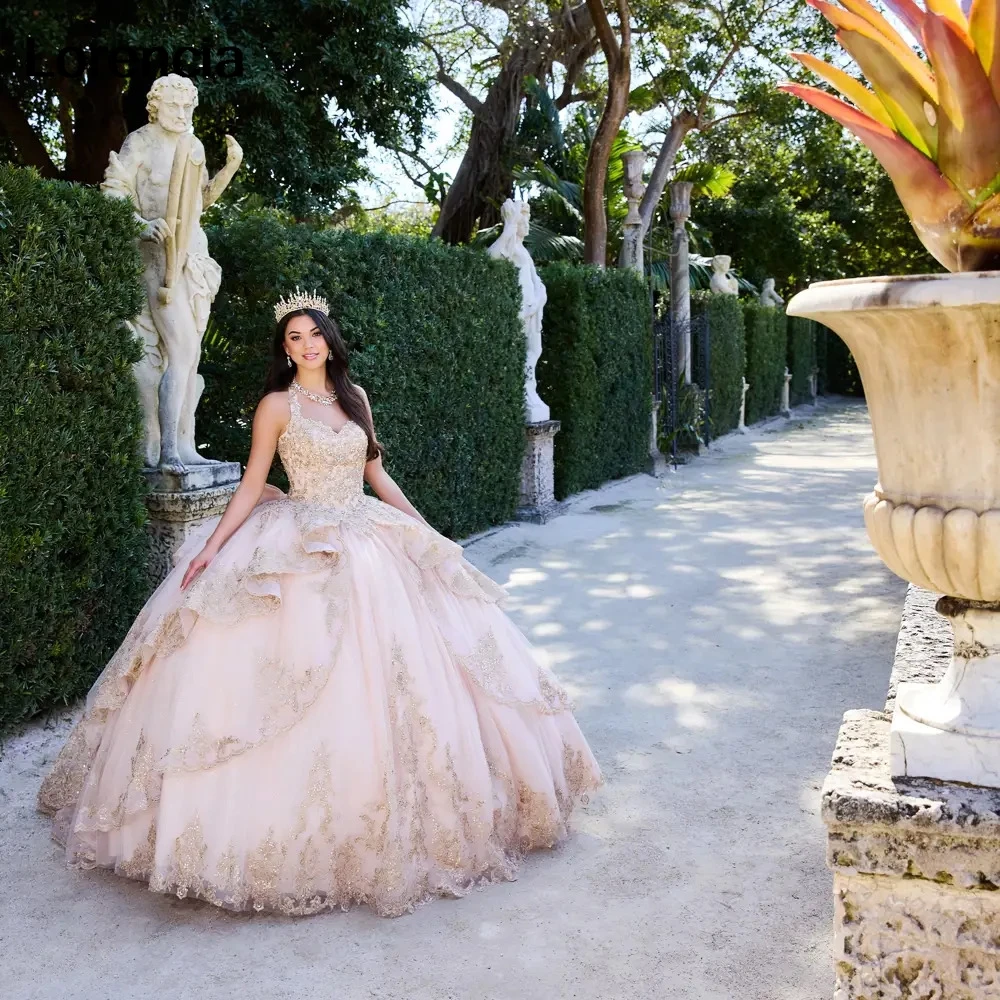 Vestido para quinceañeras lila personalizado, apliques De encaje dorado con cuello Halter, corsé con volantes y cuentas, 16 Vestidos De 15 Años YQD772 2024