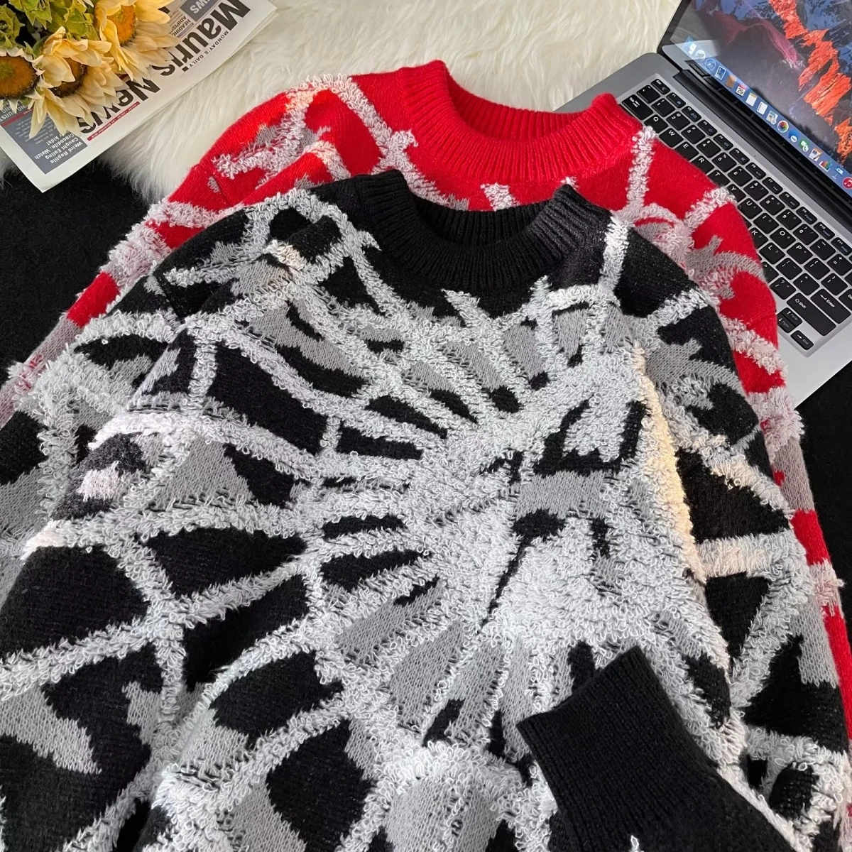 

Men's Autumn Winter Thiened Sweater Loose American Sle Knittedwear Casual Long Sve round Ne Pullover Hong Kong Sle...