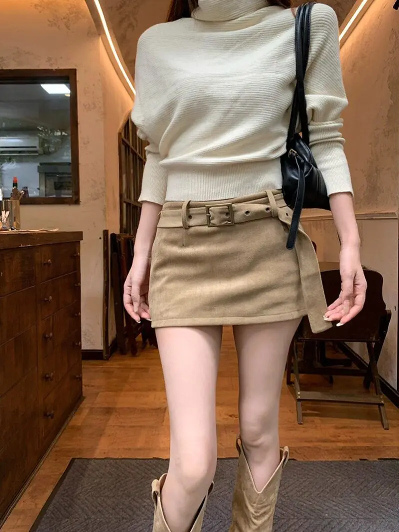 Spice Girl Retro Khaki Deerskin Velvet Skirt Women 2026 Autumn and Winter New Desire Mini Slim Hip Skirt