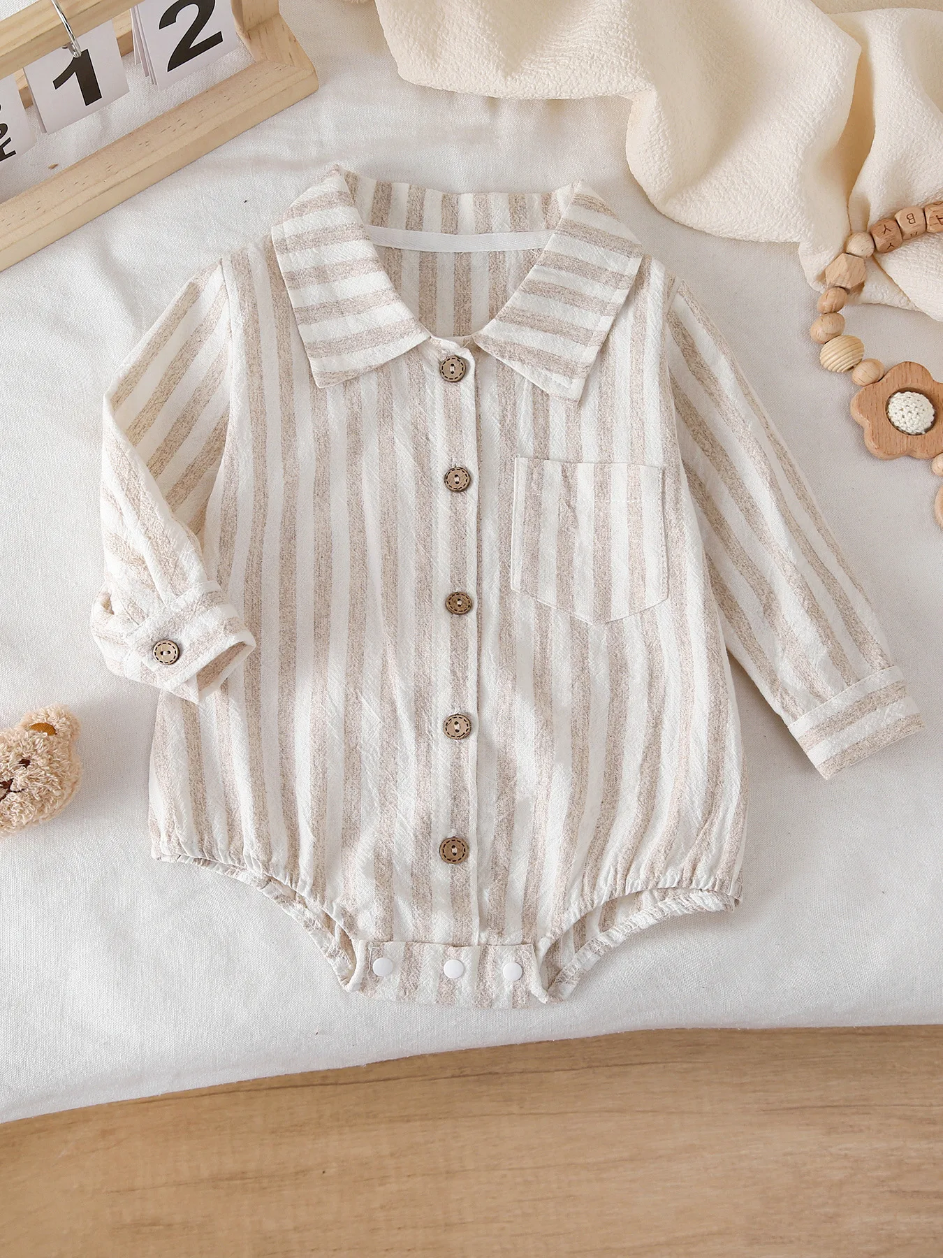 2026 Summer 0-2Y Baby Clothes Single-Row Buttons Striped Long-Sleeve Girls Bodysuit Crotch Snaps One-piece for Boys