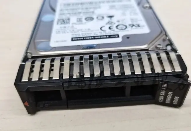 

For 00WG690 00WG691 X3650 M5 600G 10K 2.5-inch 12g server hard disk