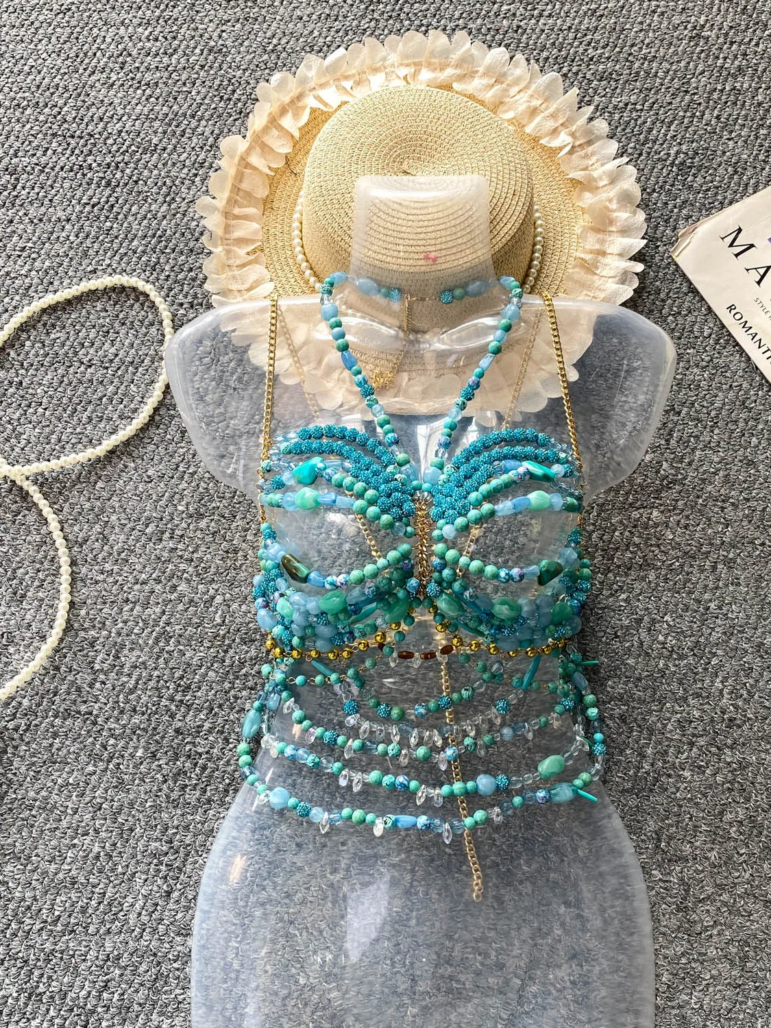 

Green Crystal Body Chain Metal Gem Tassel Sexy Bead Chest Chain Vest Cross-Border New Women's Fashion Jewelry