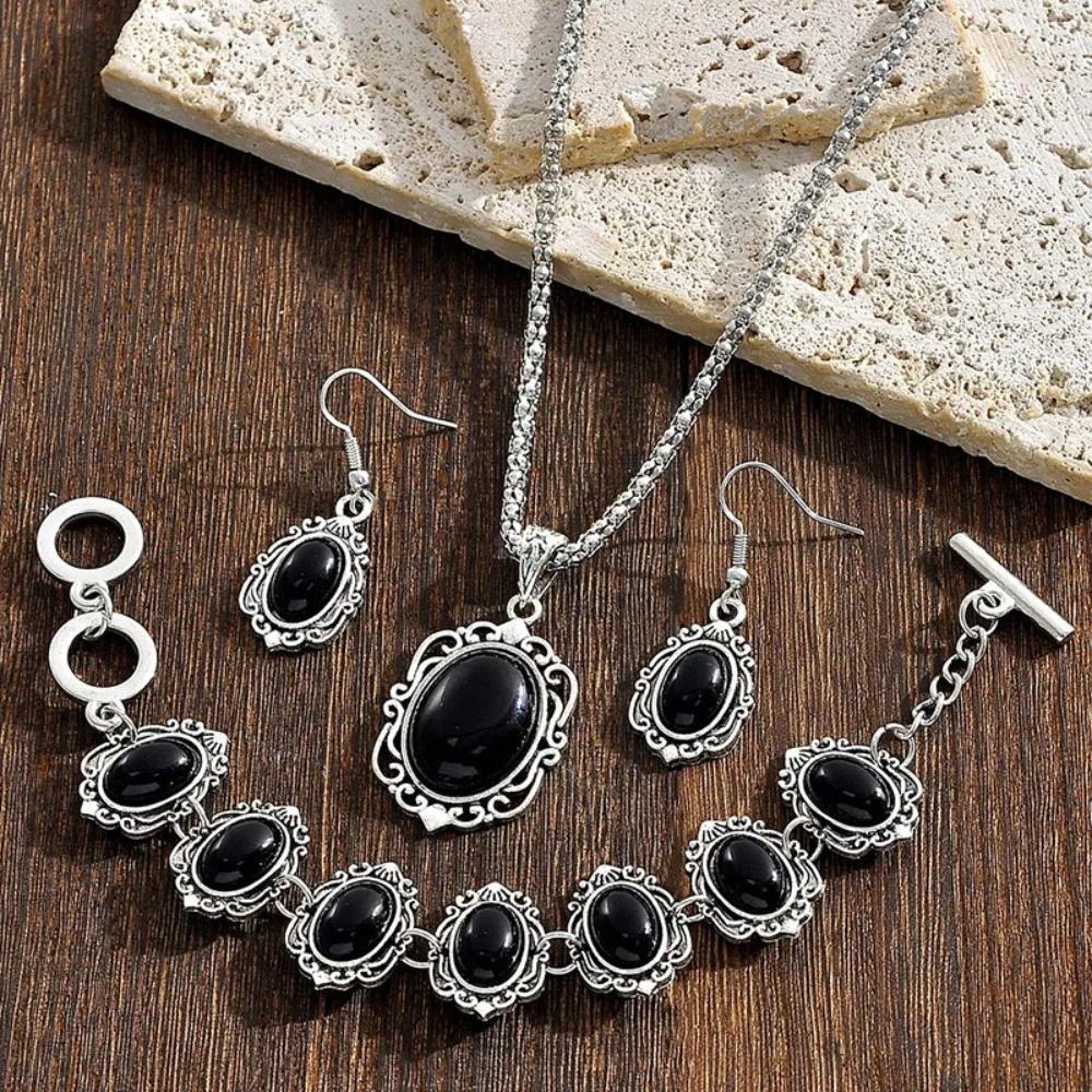 4Pcs/Set Vintage Boho Turquoise Jewelry Set Electroplating Alloy Necklace Bracelet Earrings Set Classic Euramerican Style