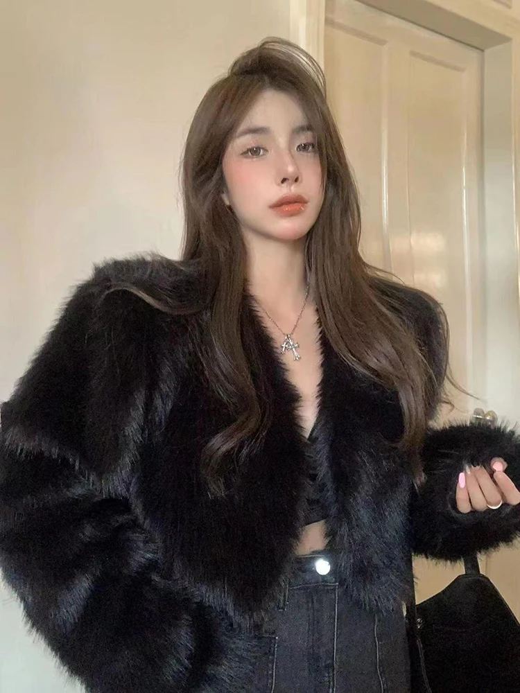 Осеннее укороченное пальто из искусственного меха для женщин Y2K Модная уличная одежда с круглым вырезом Пушистая короткая куртка Корейский элегантный кардиган Парка из искусственного лисьего меха
