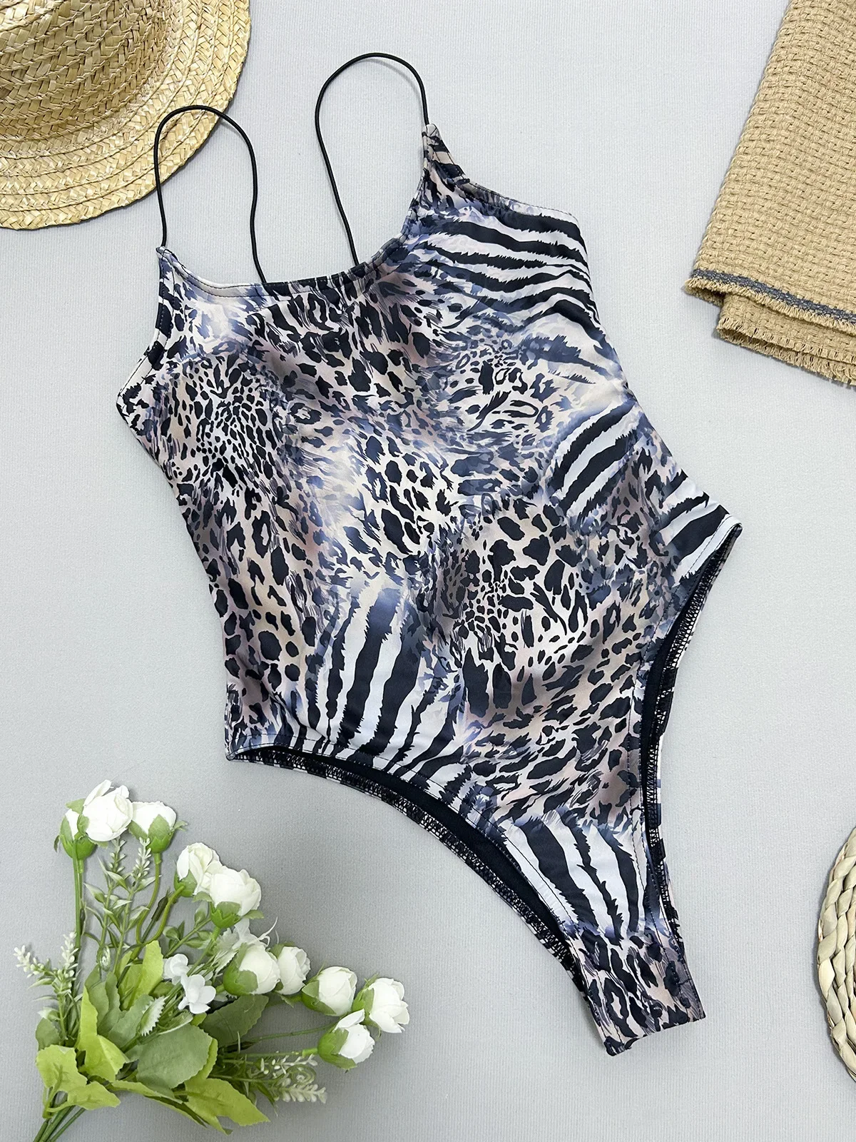 

Leopard Print One Piece Bikini for Women 2024 New High Waist Slim Monokini Suspender Bikini Beach Vacation Backless Swimwear