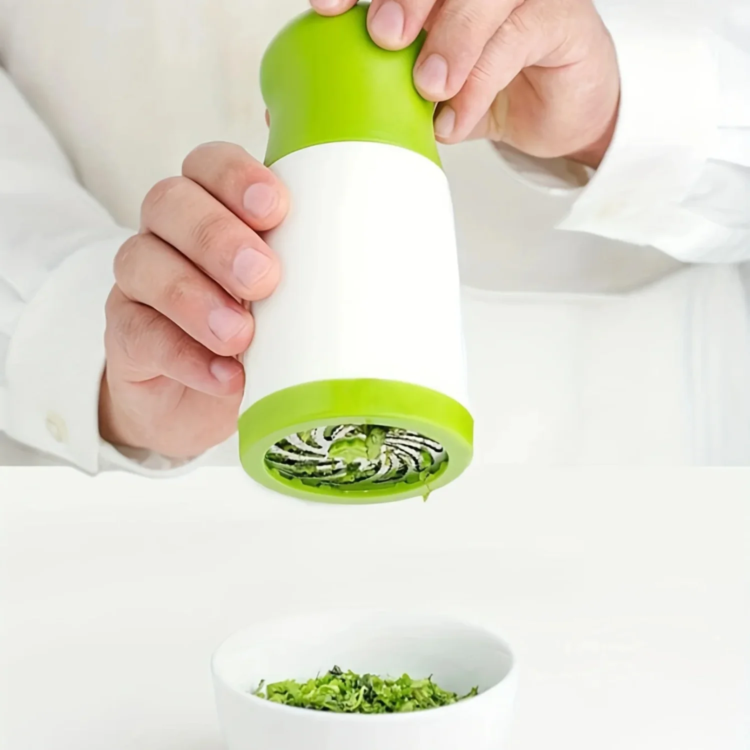 1pc Manual Herb Grinder Spice Mill Parsley Shredder Vegetable Cutter Coriander Mincer Chili and Cilantro  Tool Gadget Kitchen