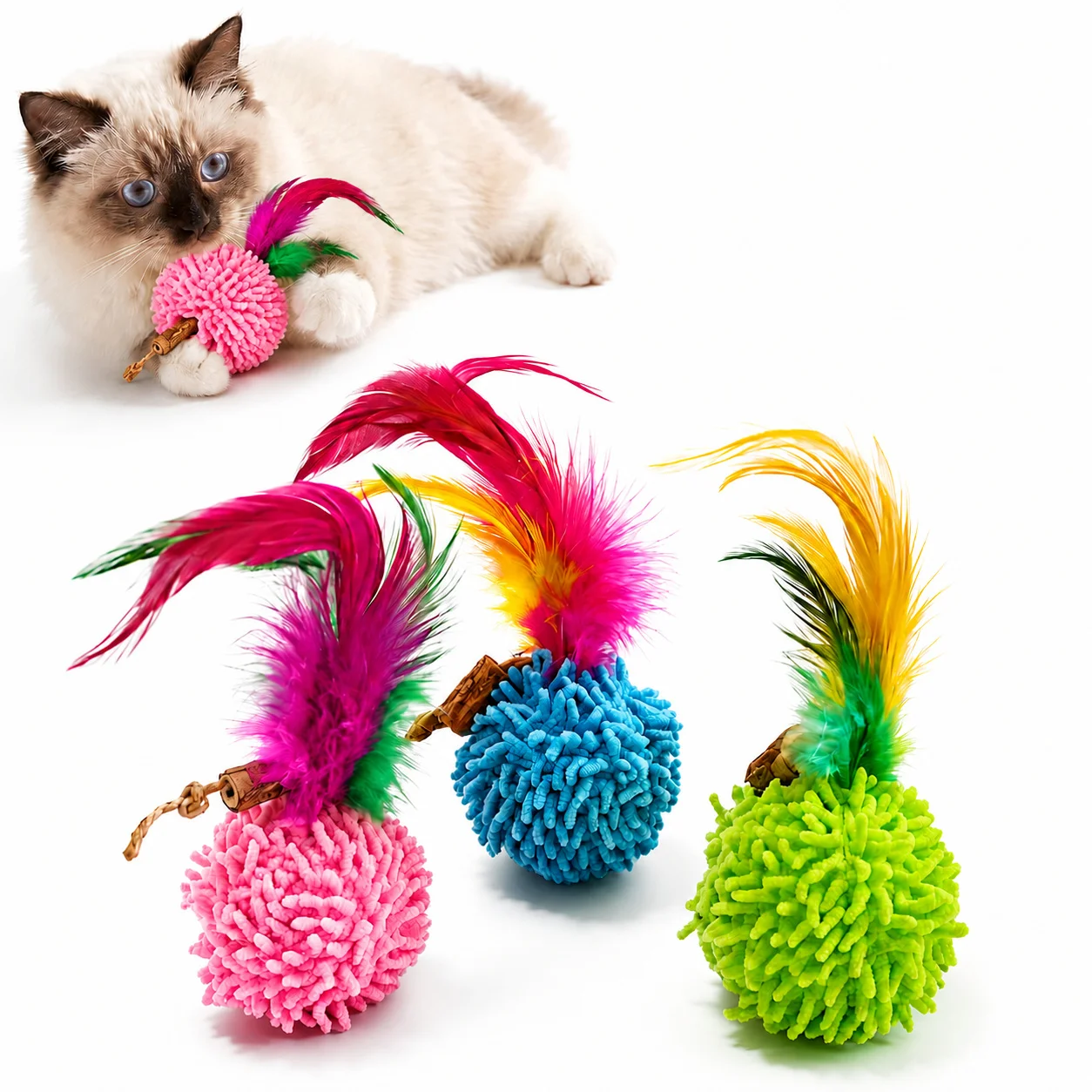 Feather Silvervine Cat Interactive Chasing Toy, No‑Noise Pom‑Pom Ball Kicker Toy for Adult Cats & Kittens Daily Play