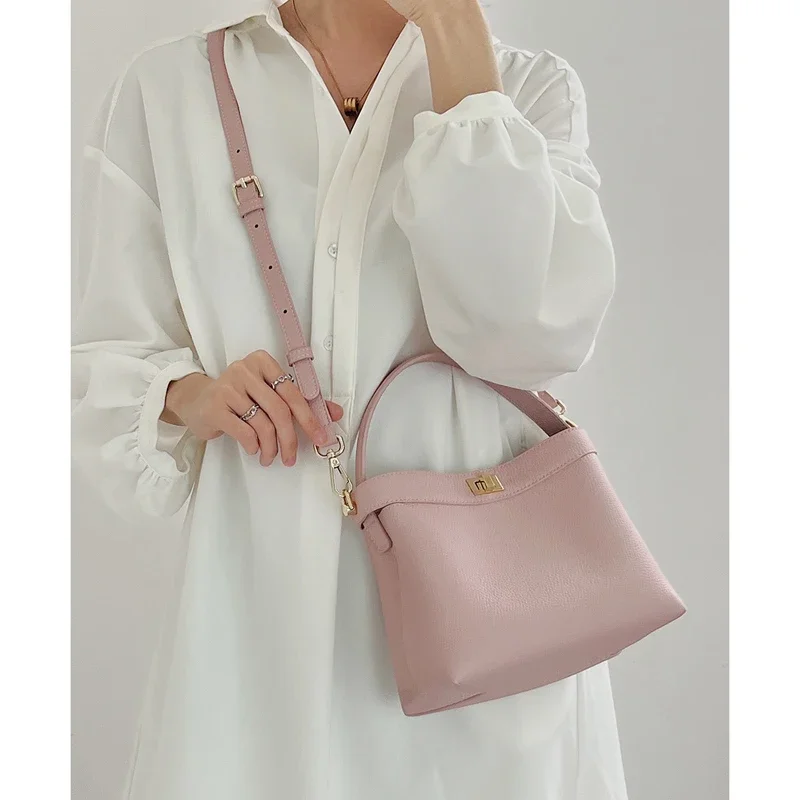 

Women Cow Leather Travel Shoulder Bags Ladies Cowhide Durable Retro Fashion Handbags Female Designer Luxury Crossbody Bags Lady