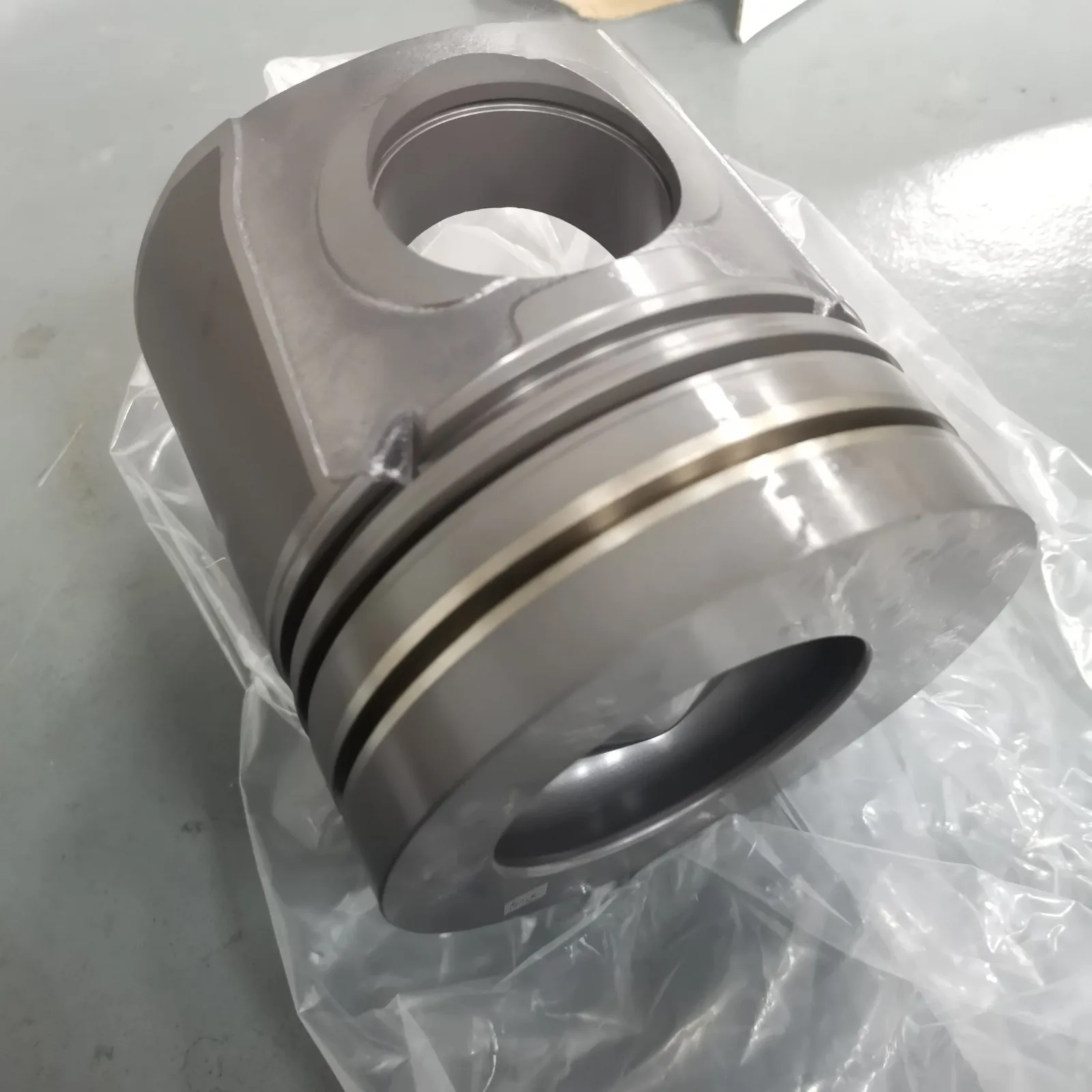 

Новые детали строительной техники D05-101-40 Поршень дизельного двигателя для деталей экскаватора двигателя SHANGCHAI D6114