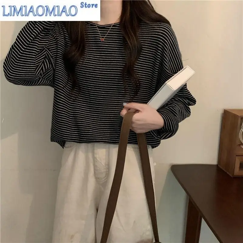 

Новая весенне-осенняя полосатая футболка женская классическая с длинным рукавом с внутренним каркасом свободный повседневный универсальный женский топ с круглым вырезом