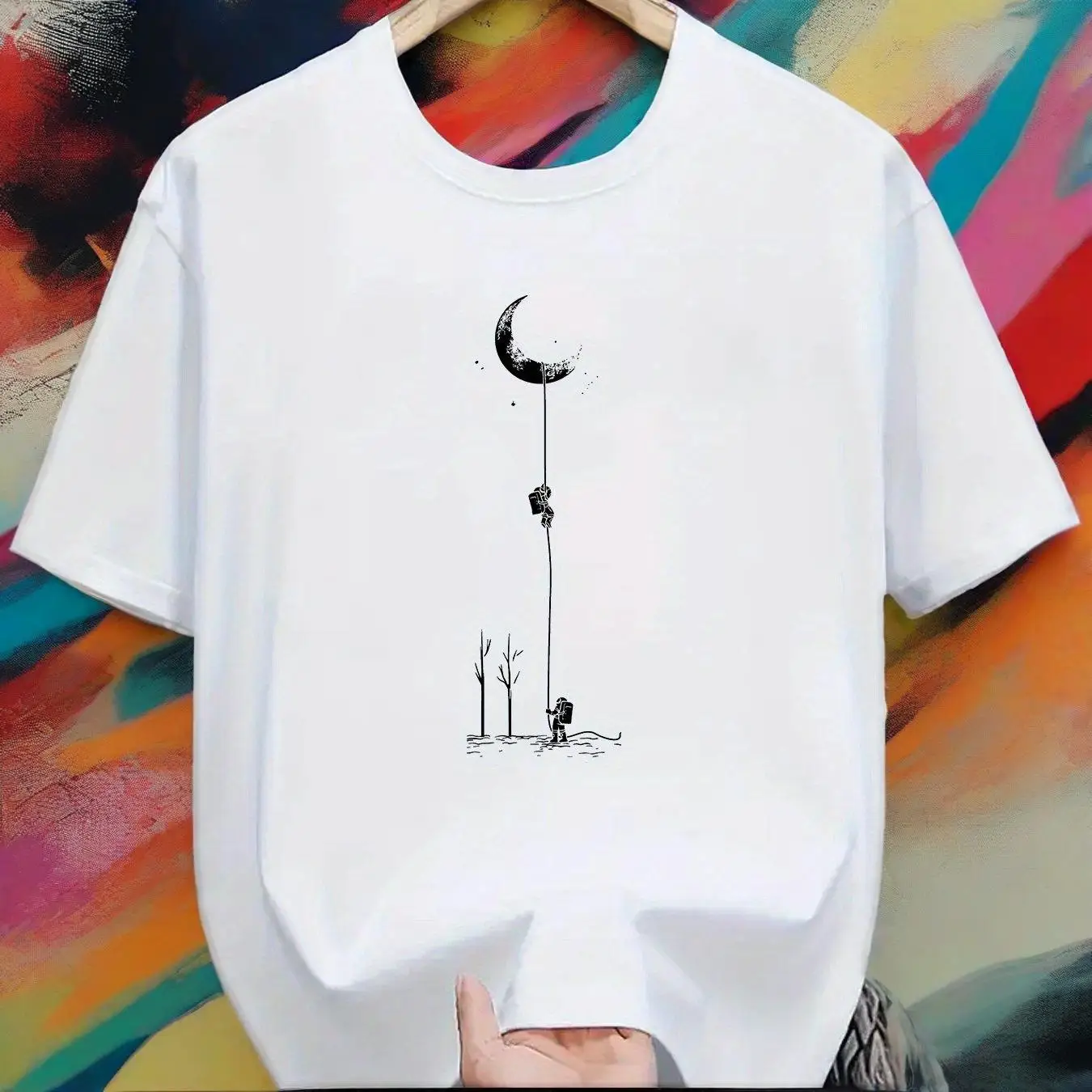 

Aesthetic casual short sleeved mens astronaut moon pattern T-shirt,made of cotton fabric,suitable for couples,ideal holiday gift