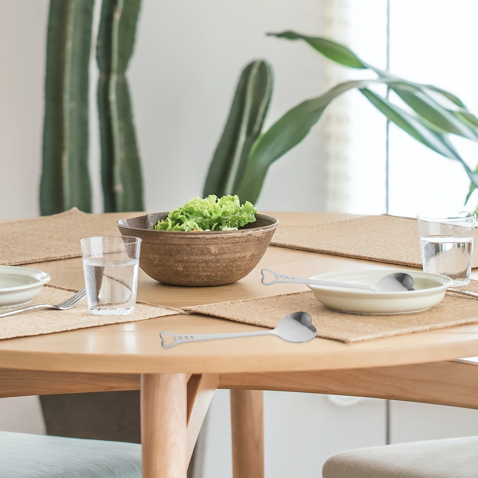 

6Pcs Heart Design Spoons Fashion Elegant Metal Scoop for Coffee Tea Ice Cream Daily Use Kitchen Tableware Heart Shape Spoons