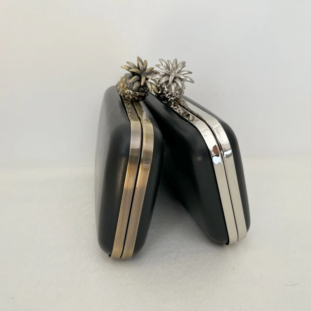 Antique DIY Bag Accessories Rectangle Metal Box Clutch Frame with Black Plastic Shell And Pineapple Top Head Purse Frame Mold
