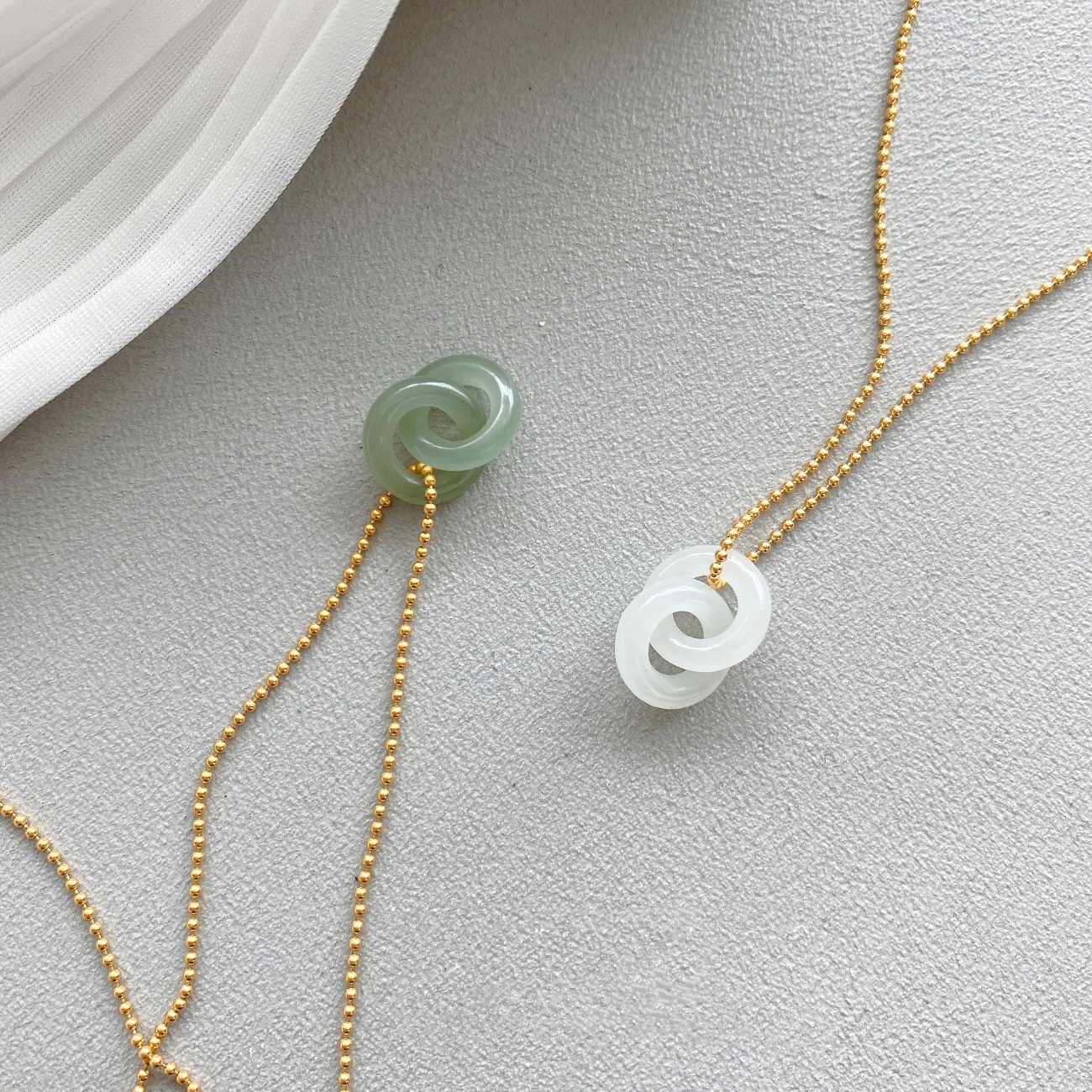 Natural Hotan Jade Interlocking Necklace Light Luxury High Simple grade Green White Round Beads Chain Chain Jewelry Gifts
