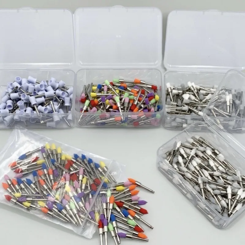 

Набор из 400 зубных полировочных щеток с нейлоновой щетиной на винтовой основе для удаления налета и полировки