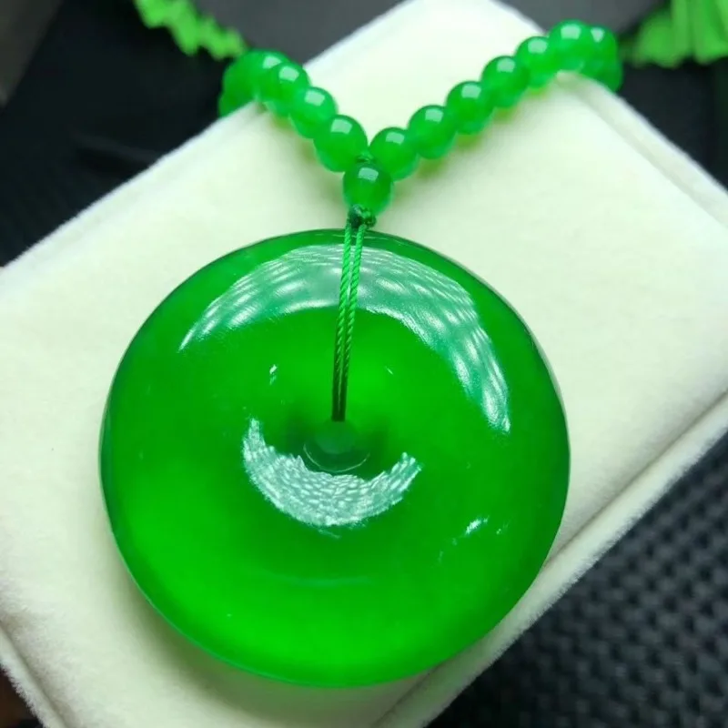 

Ice Species Full Green Pendant Necklace Pendant Men's and Women's Jade Pendant Round Necklace