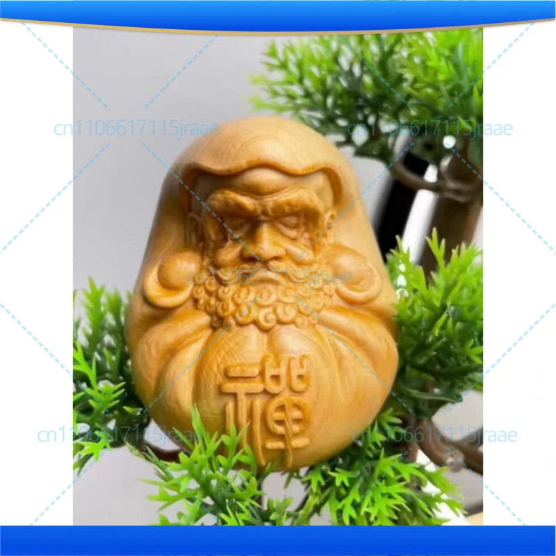 Solid wood carving Mini figurines of Buddhist figures of Damo patriarch Hand-carved artwork Buddhist figure ornaments