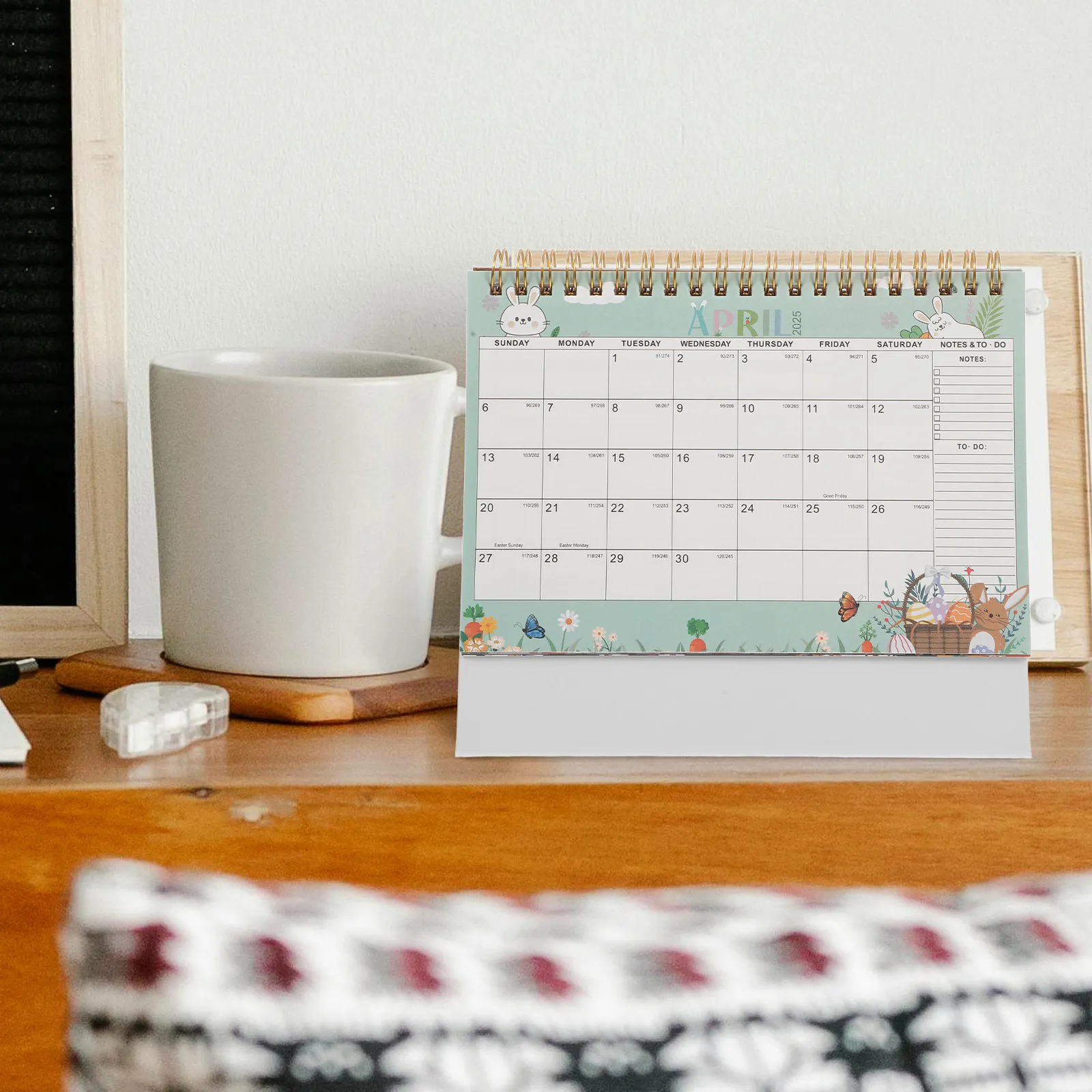 

Настольный календарь на 2025 год: прочный металлический переплет на пружине, легко перелистываемые страницы, академический планировщик для декора офисного стола, эстетичный и функциональный