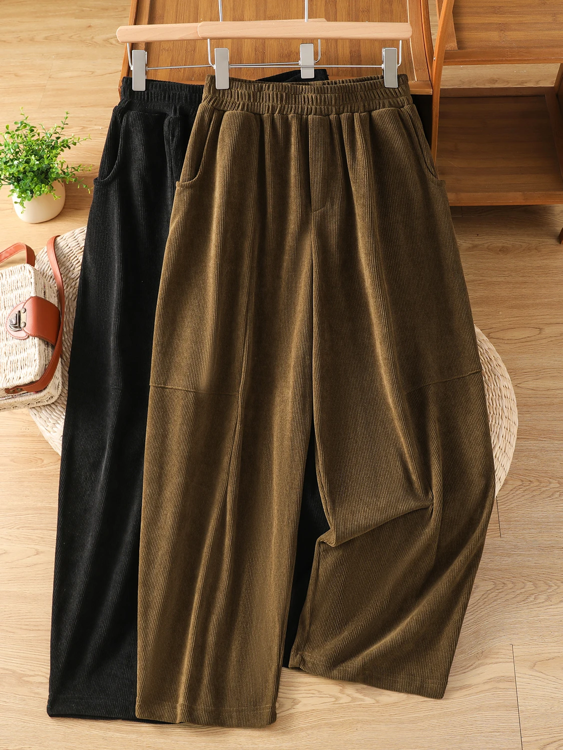 

Casual Corduroy Elastic Waist Patchwork Large Size Harmonious Nine Points Harlan Pants Ladies Faion plus Size Trousers