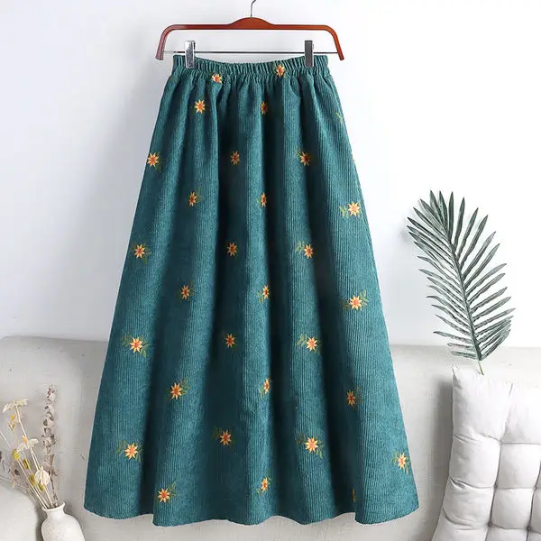 Corduroy Skirt Embroidered Floral High Waist Slim Retro Brown Autumn And Winter A-Line Skirt Sweet Age-Reducing Dress