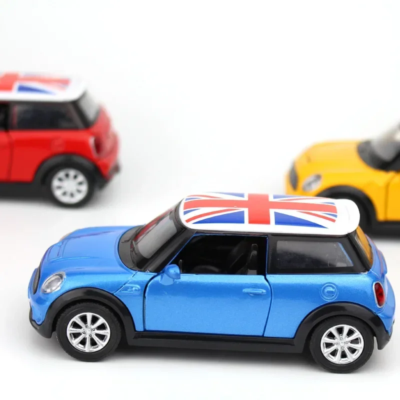 1:36 BMW Mini Cooper Alloy classic car creative Collection Kids Toy Gift G24