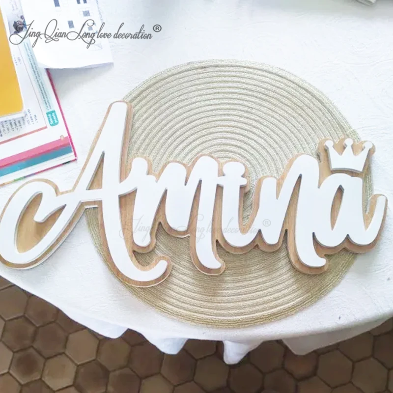 

1pc Cartoon boy cherish Customizable Name Wooden Plaque Wood Material Wooden Sign Unfinished Wood for Painting or Glittering