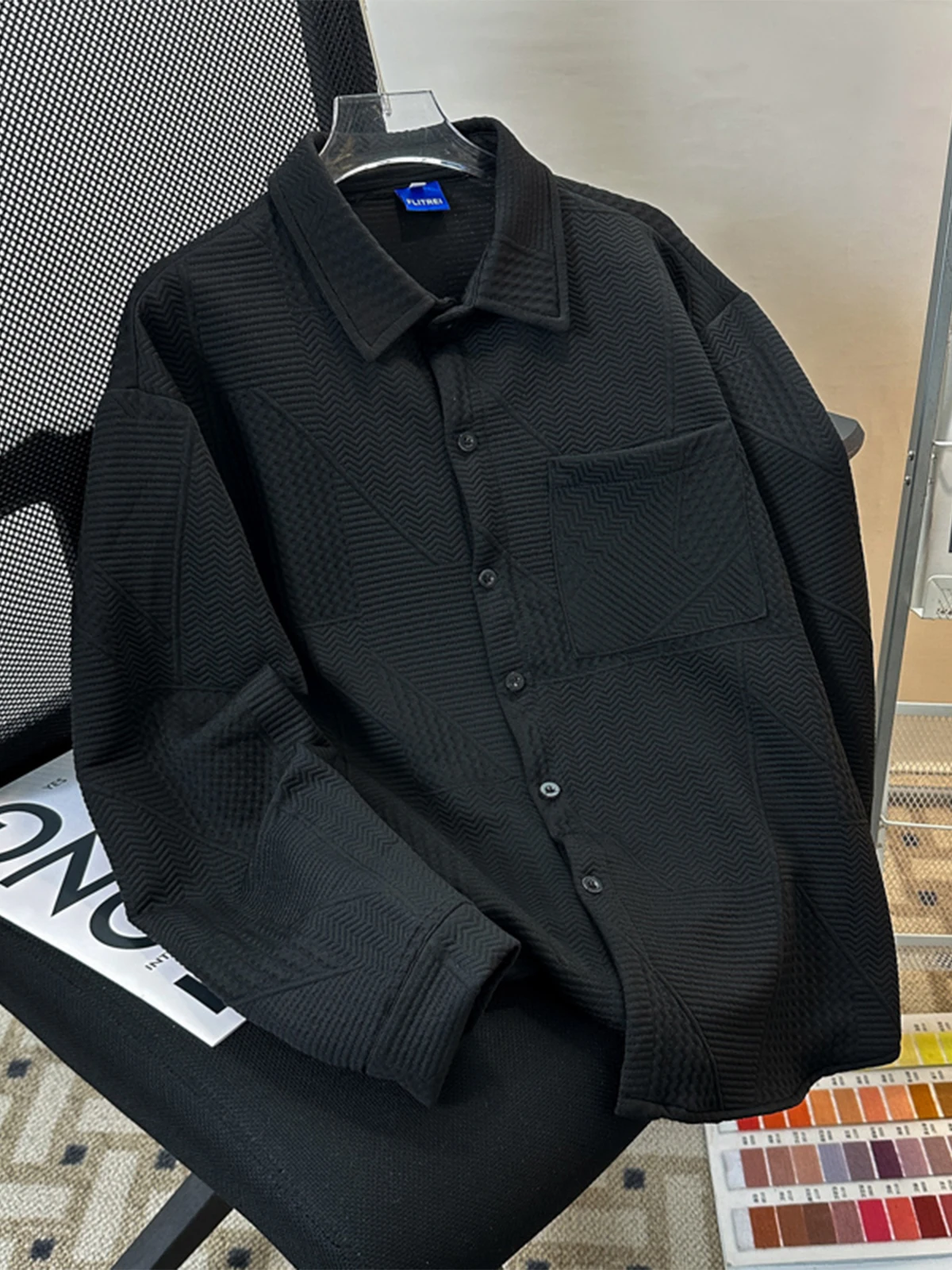 

Casual Loose Long Sleeve Shirt with Pocket for Men Spring Autumn New Style Elegant Loose Fit Collar Shirt Flat Iron Treatment